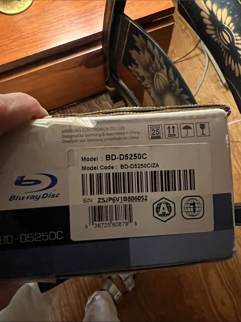 Samsung Silver and White Blu-ray Disc Player User Manual